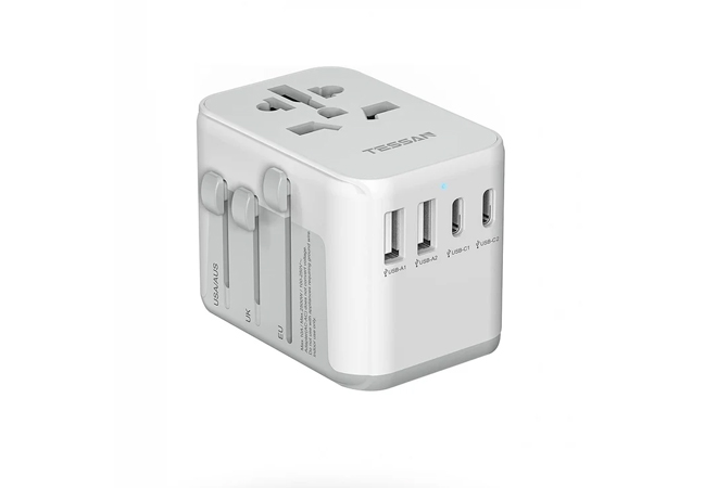 2-USB-C-and-2-USB-A-Ports
