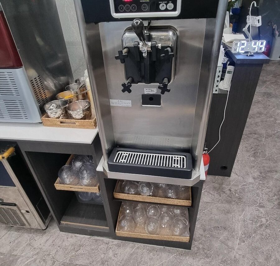 샤브르정원 발산역점 아이스크림 디저트 기계