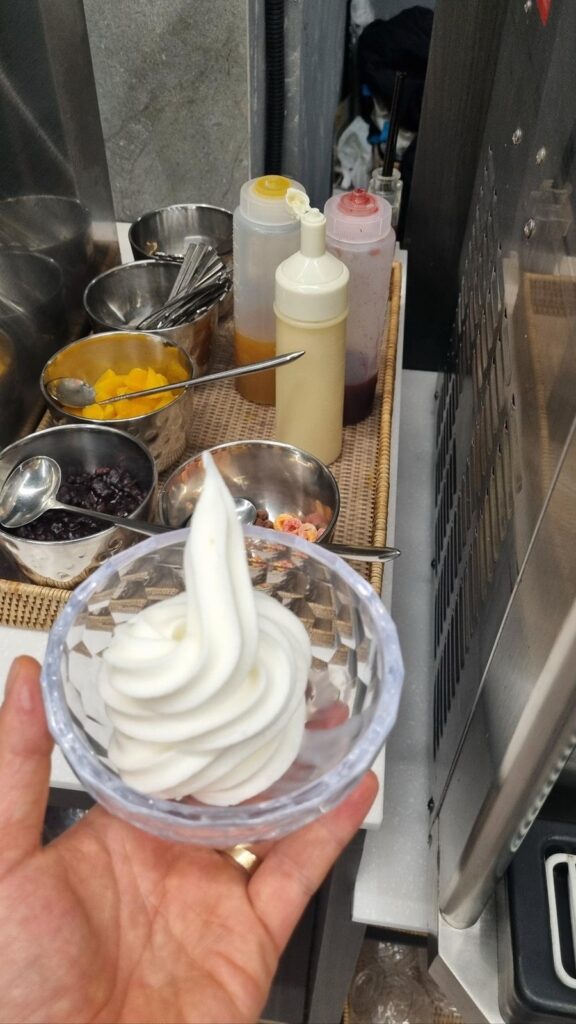 샤브르정원 발산역점 아이스크림과 디저트 소스