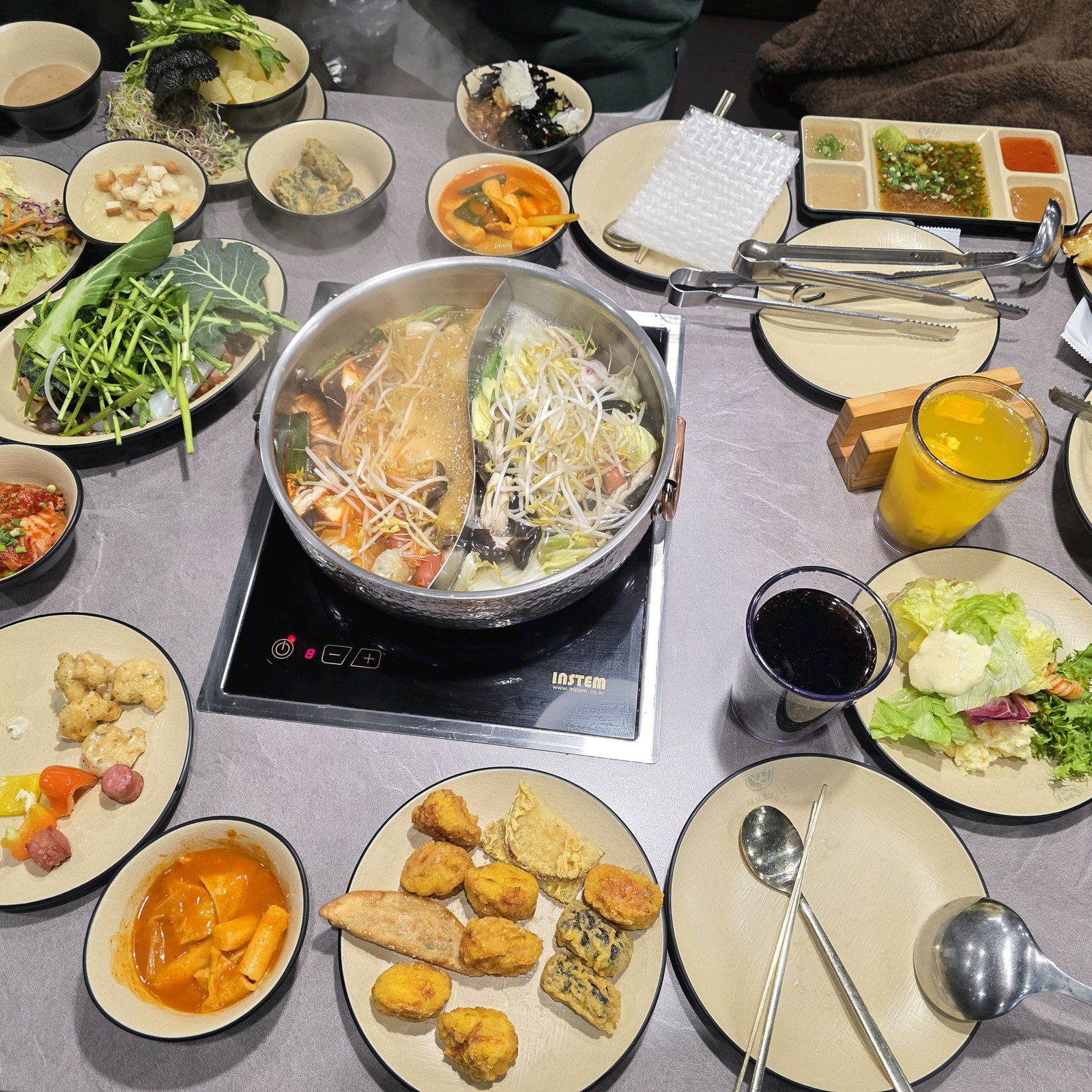 샤브르정원 발산역점 고객 후기 깔끔한 음식과 쾌적한 매장 사진