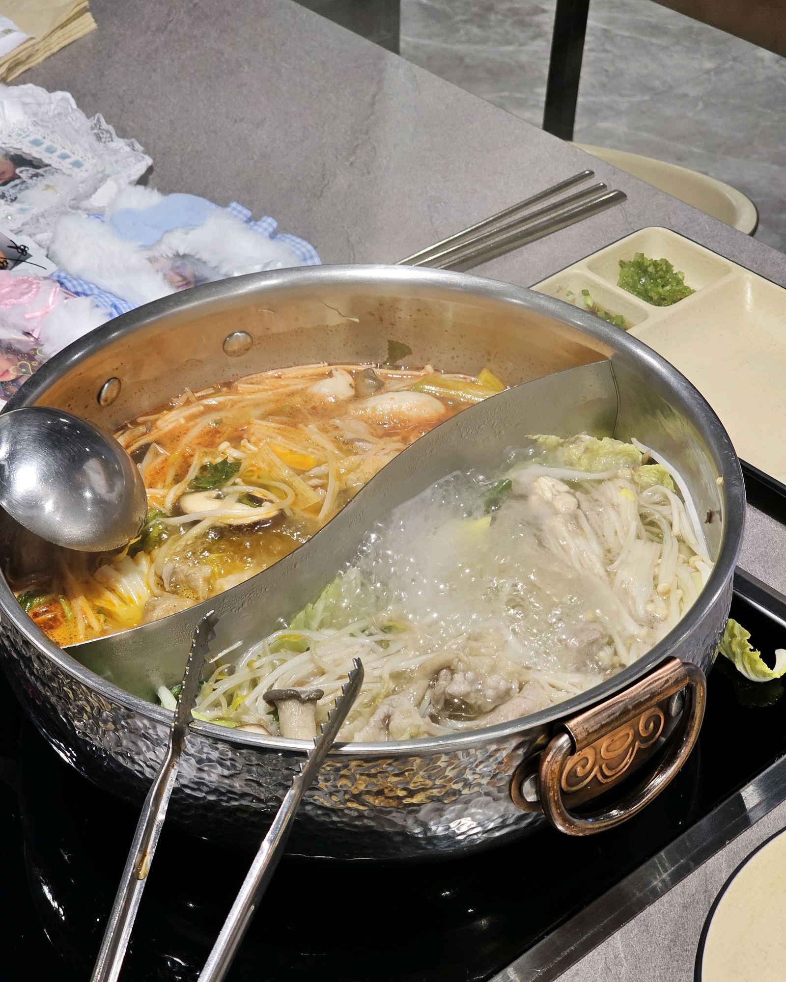 샤브르정원 발산역점 넓은 매장과 마라탕 재료 고객 후기 사진