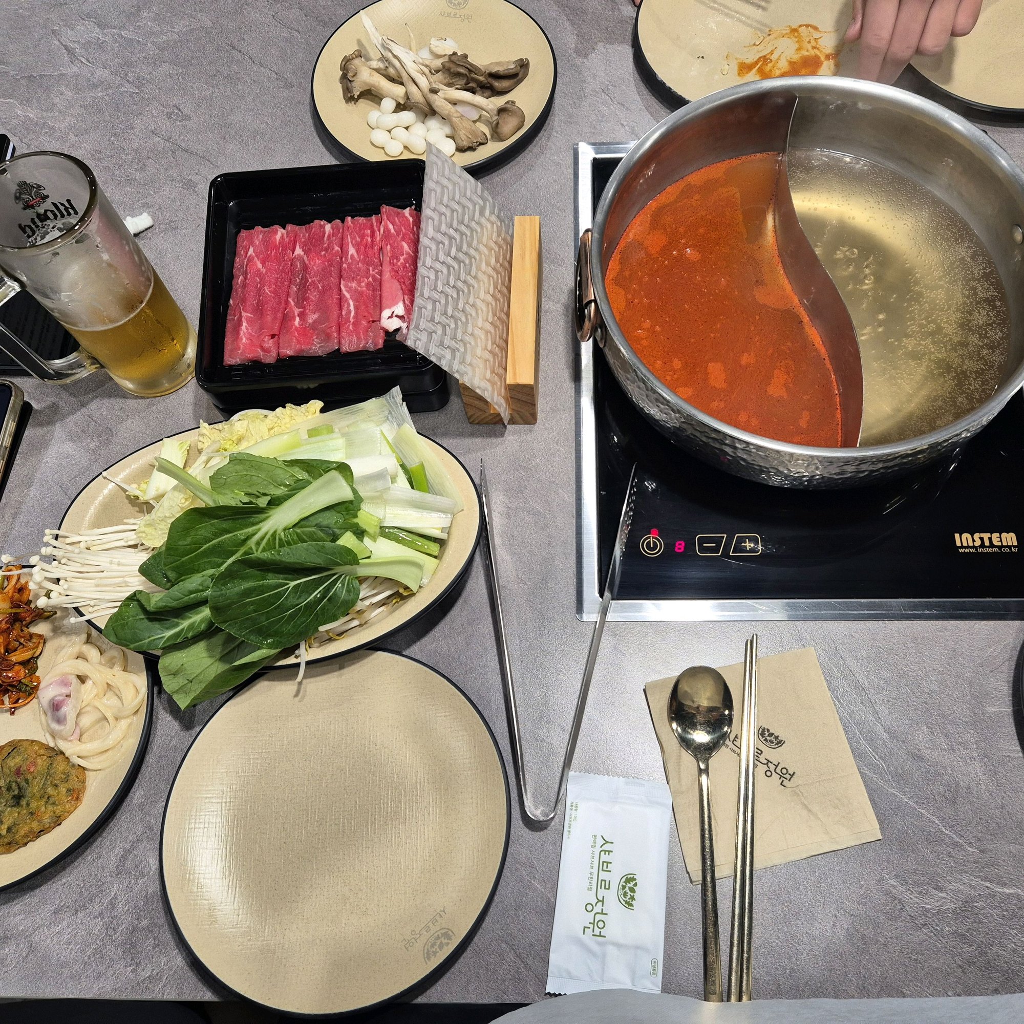 샤브르정원 발산역점 샤브육수 고기 야채 리뷰 사진