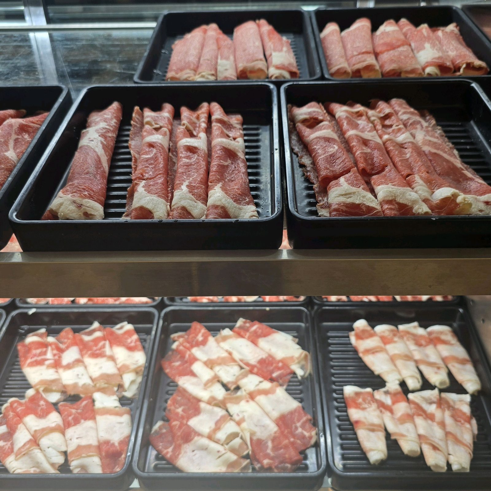 샤브르정원 발산역점 소고기가 가지런히 놓인 무한리필 고기바